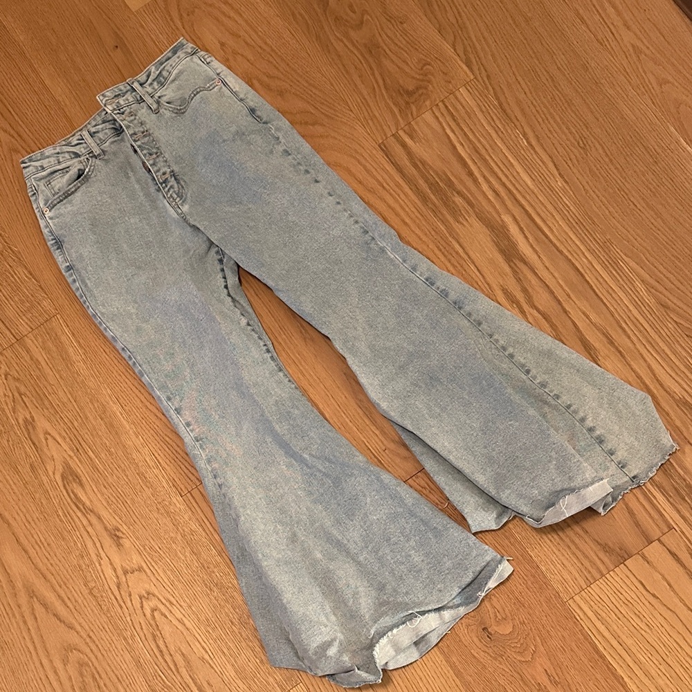 Wild Fable Women's extra wide Flared Jeans - Light Blue